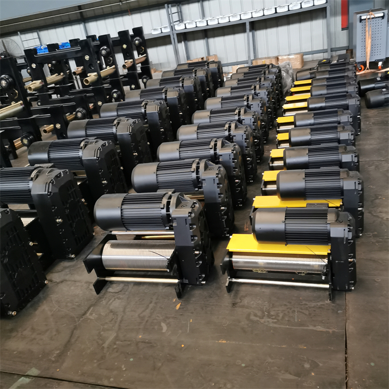 2-Wire Rope Hoist Workshop01